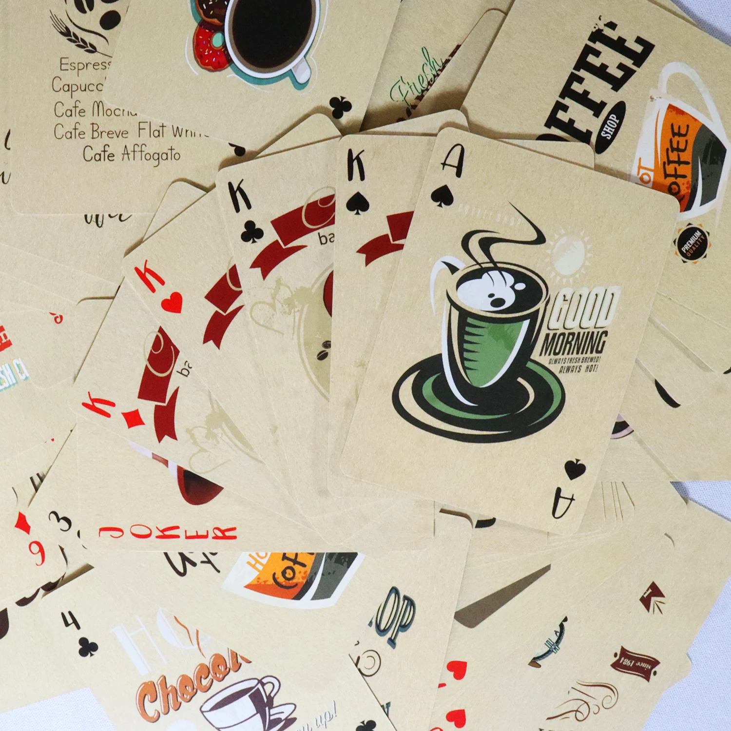 Coffee Paper Playing Cards Vin - đánh giá và giá Board Game Viral